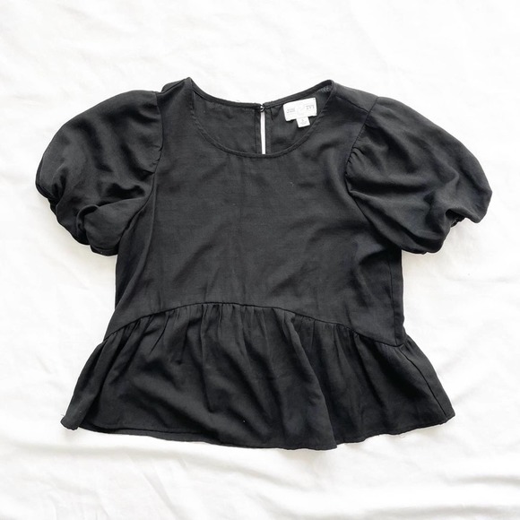 jun & Ivy Tops - Jun & Ivy Black Puff Sleeve Top Size Small